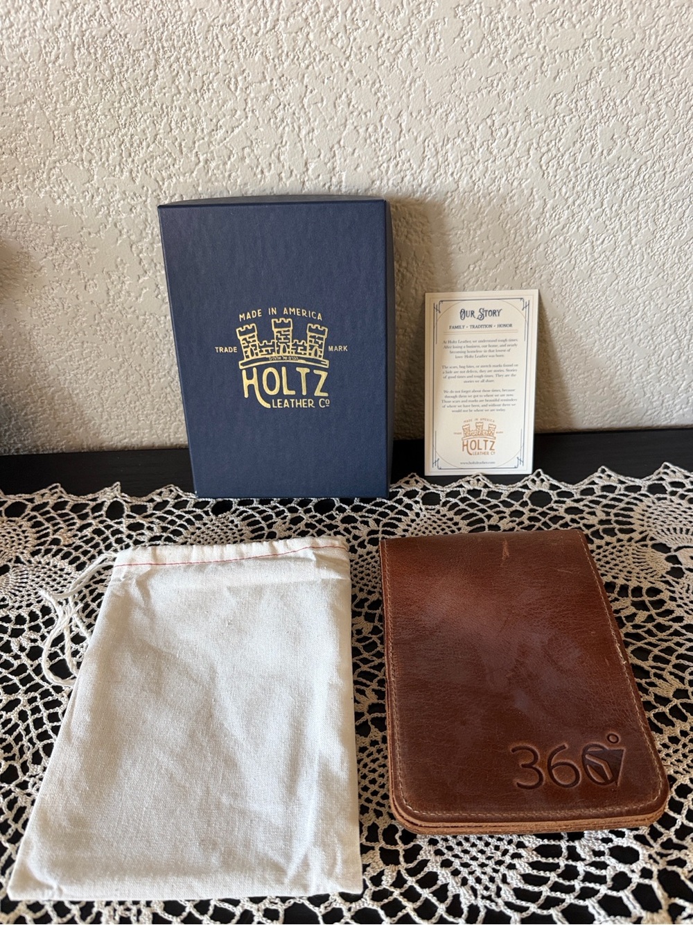 Holtz Leather Co. Fine Leather Golf Scotecard Holder Logbook - Picture 13 of 14
